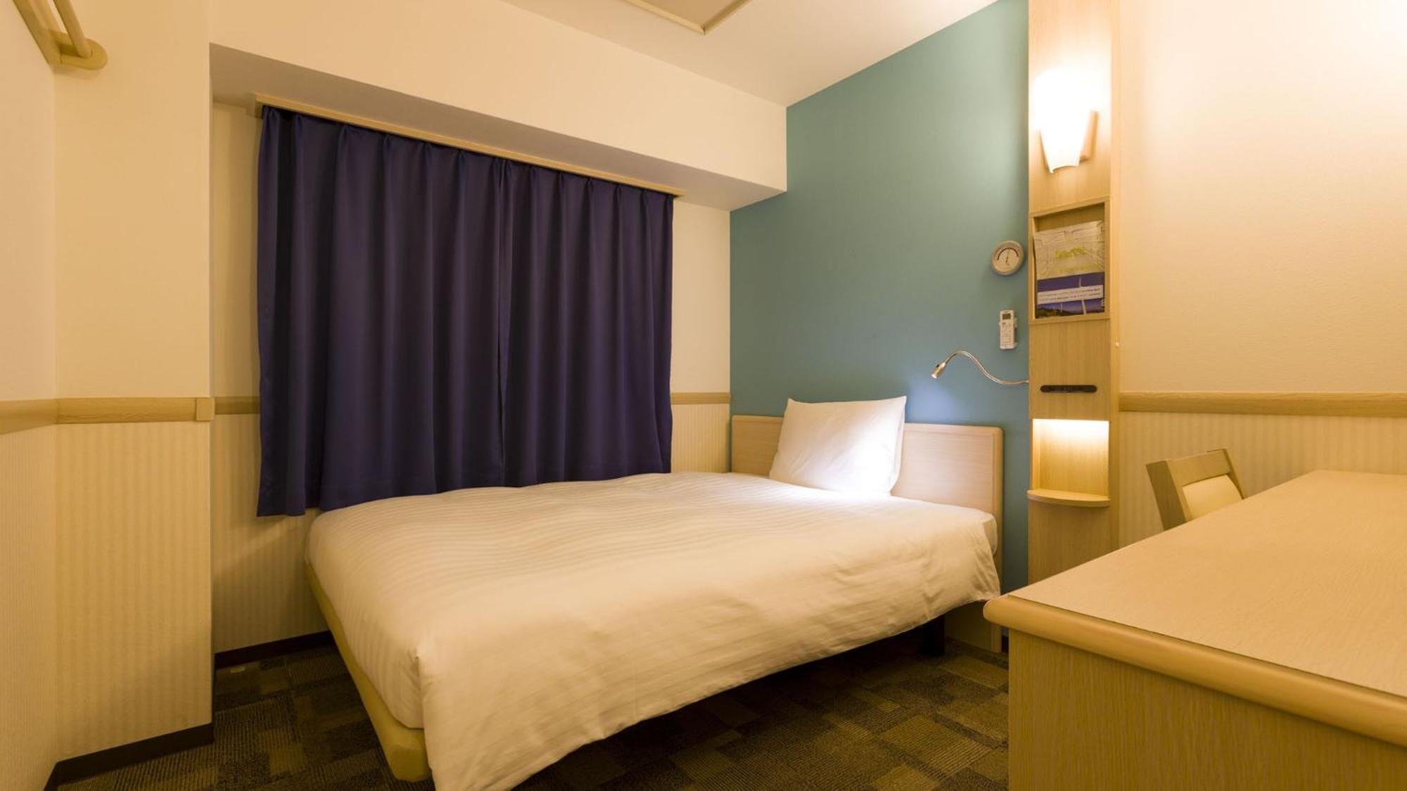 Toyoko Inn Osaka Hankyu Juso-Eki Nishi-Guchi No.2 Room photo