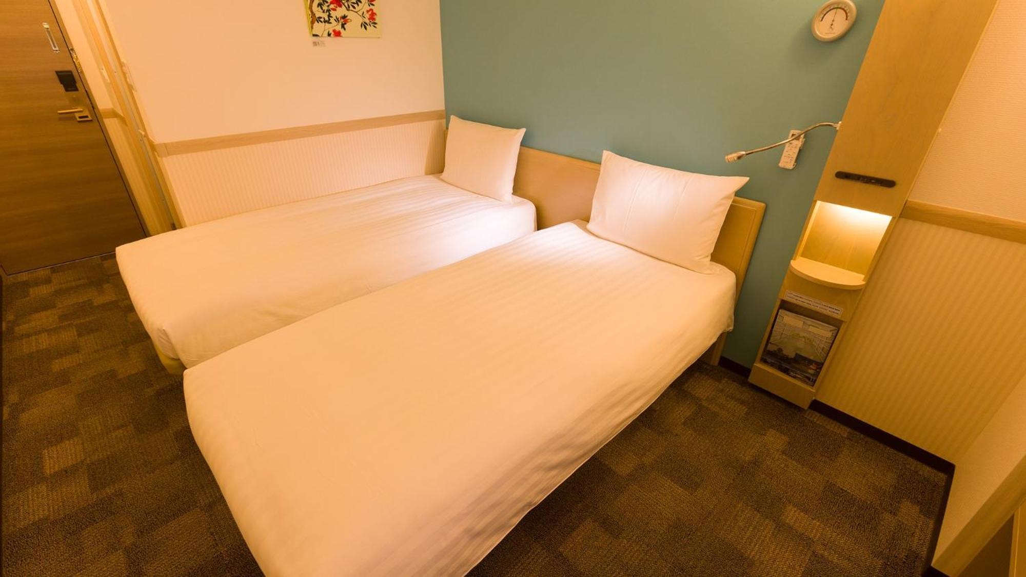 Toyoko Inn Osaka Hankyu Juso-Eki Nishi-Guchi No.2 Exterior photo